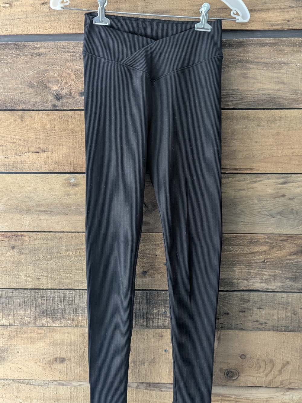 H&M Black Ribbed V-Waist Leggings High Waisted